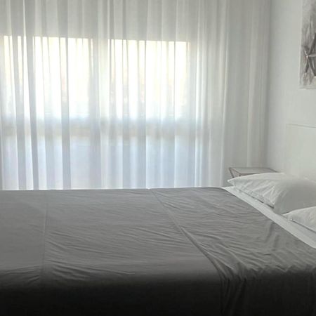 Hotel Abner'S Riccione Bagian luar foto