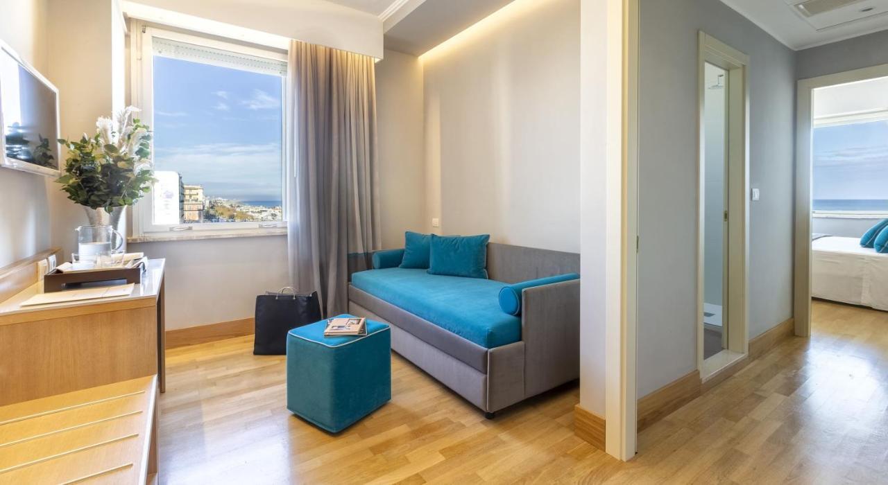 Hotel Abner'S Riccione Bagian luar foto