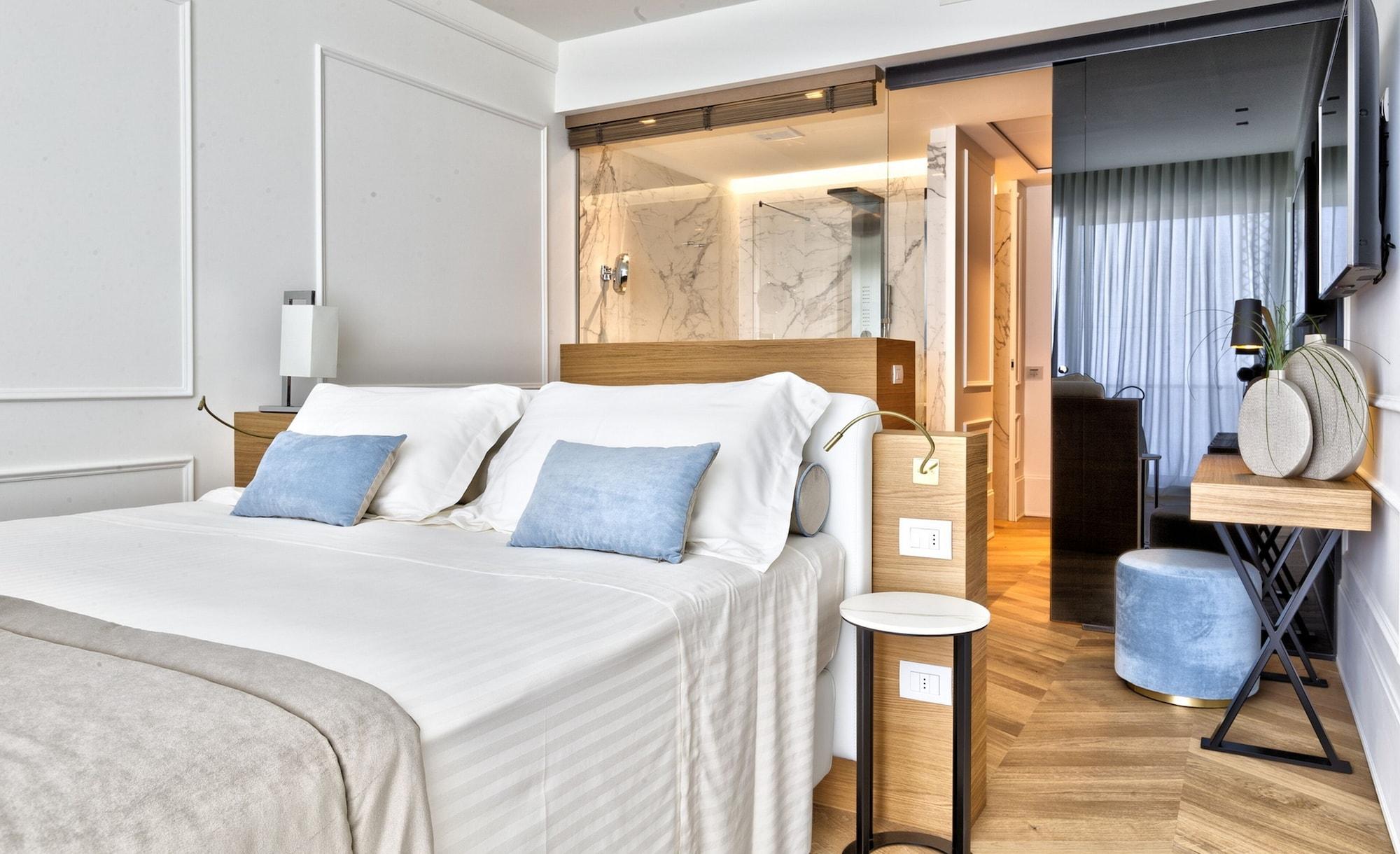 Hotel Abner'S Riccione Bagian luar foto